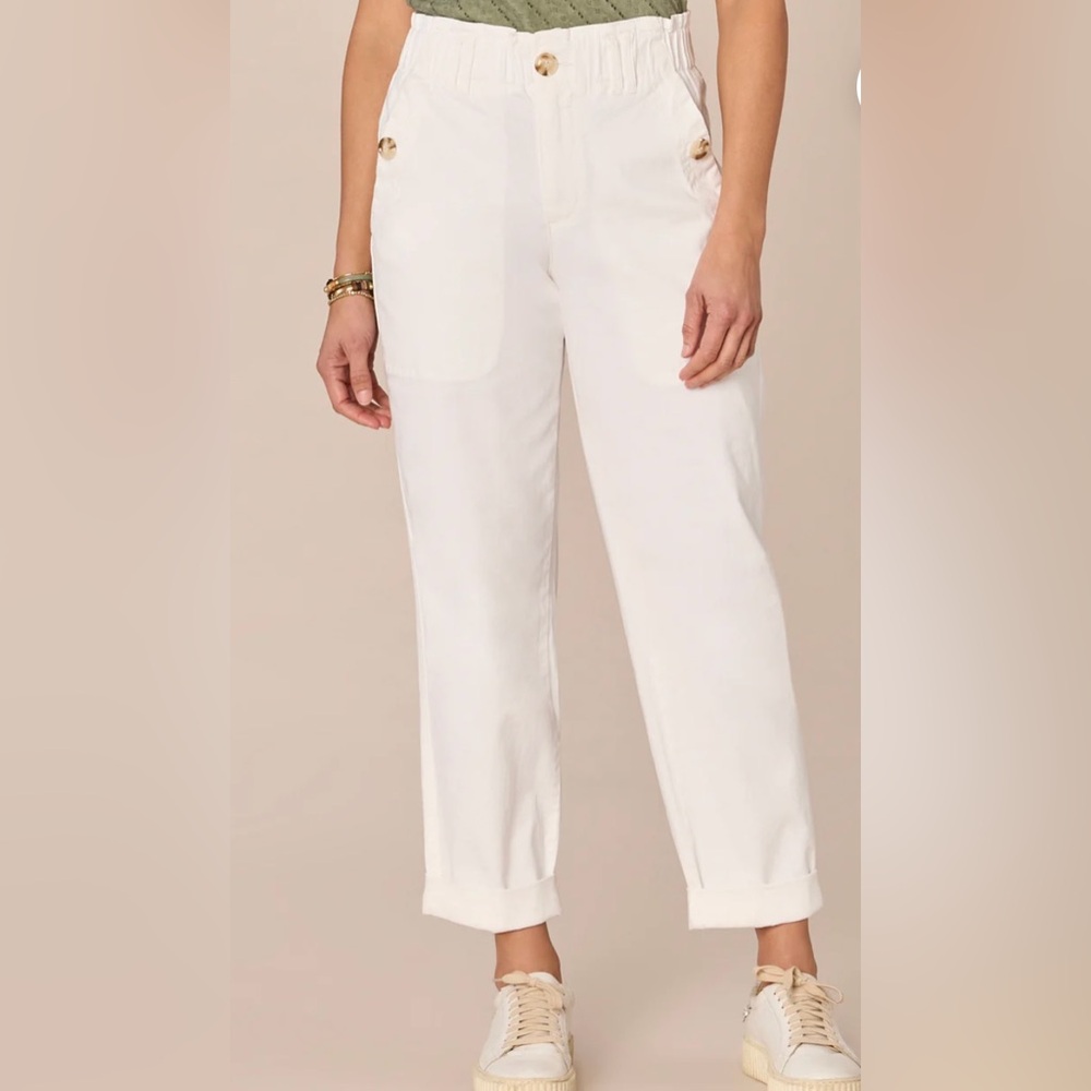 Democracy Women’s Size 2 Skyrise‎ Paper Bag Waist Barrel Leg Pant with Roll Cuff